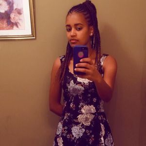 Meet your Posher, Selam